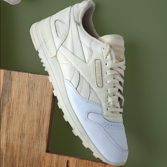 reebok classic leather 2.0